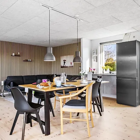 Vakantiehuis 1 Bedroom Gorgeous In