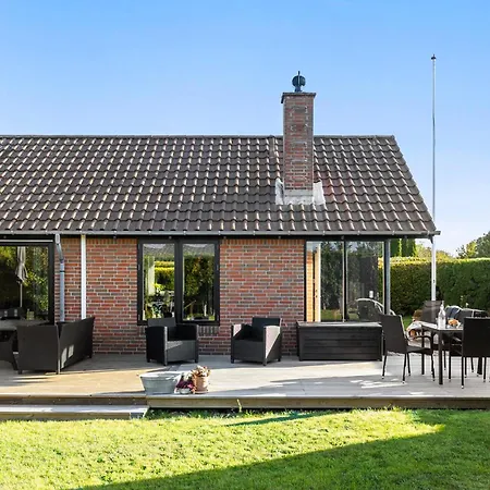 1 Bedroom Gorgeous In Feriehus Bogense